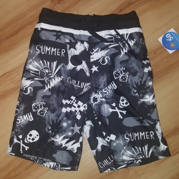 Size 4/5 bundle - Picture 4 of 5