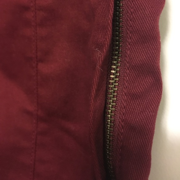 Maroon H&M high waisted shorts - Picture 2 of 2