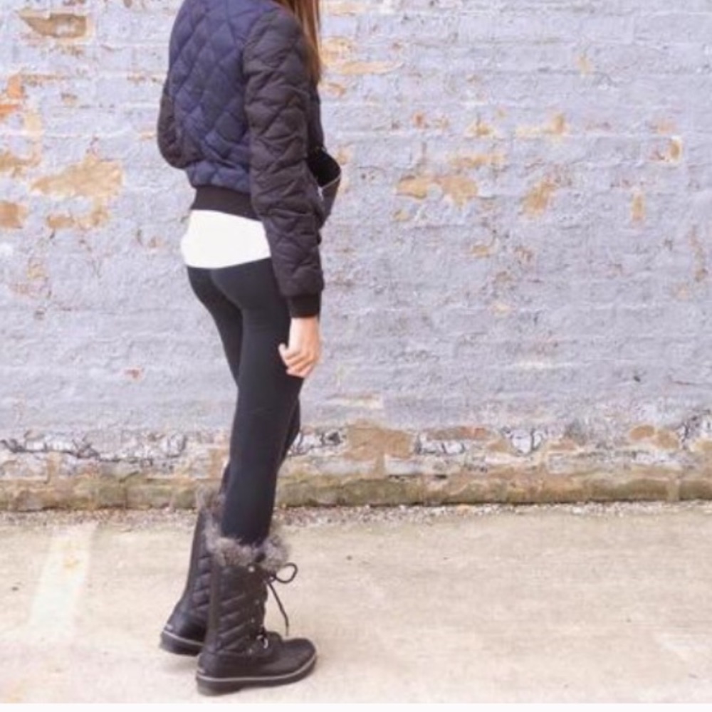 Sorel Tofino boots black quilted 7.5