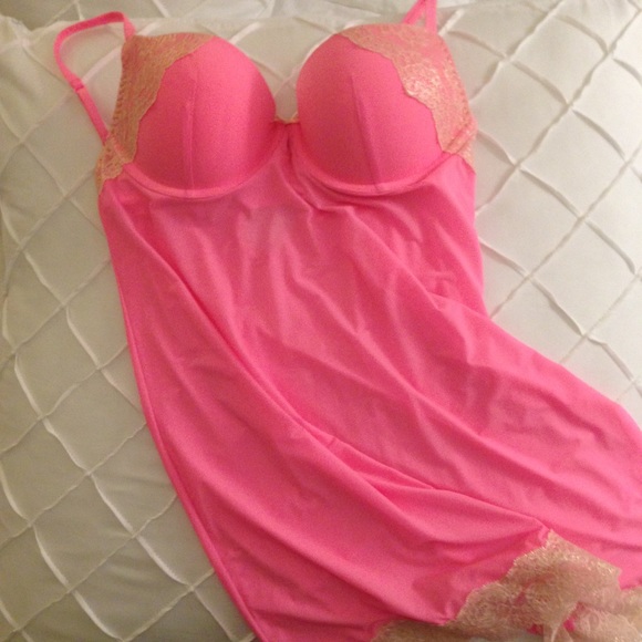 Victoria's Secret Sexy Slip - Picture 1 of 8