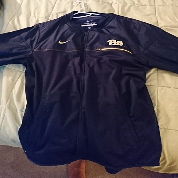 dri fit windbreaker