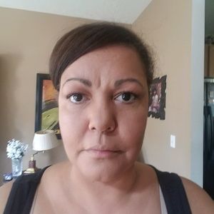 Meet your Posher, Annette