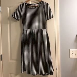 Medium lularoe black and white stripe Amelia