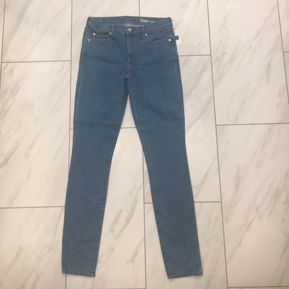Gap 27 Long size 4 light skinny jeans NWT new