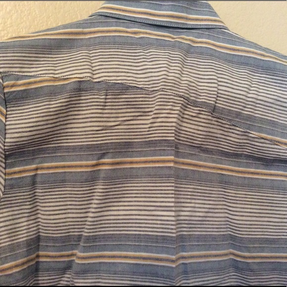 🔴 Boys VOLCOM dress shirt - Picture 4 of 4