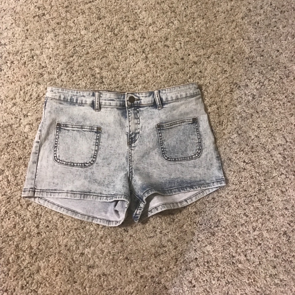 Billabong jean shorts
