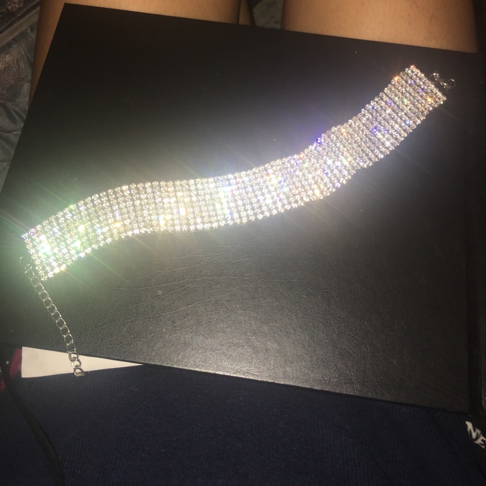 Fashionnova choker, fits any size - Picture 1 of 3