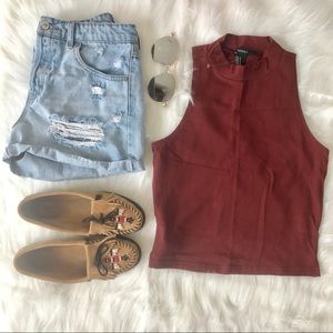 MOVING SALE❗️Rib turtle neck crop top