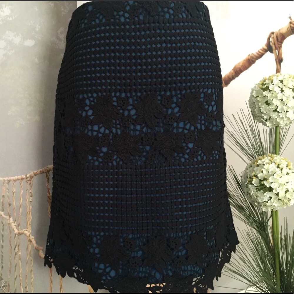 LOFT SKIRT