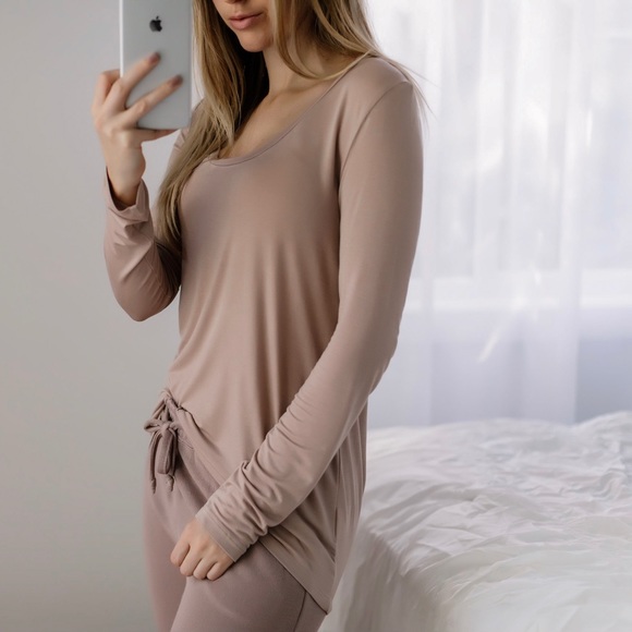 SoldOut11thStreet - Picture 2 of 4