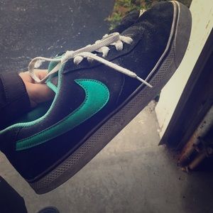 men’s nike sneakers