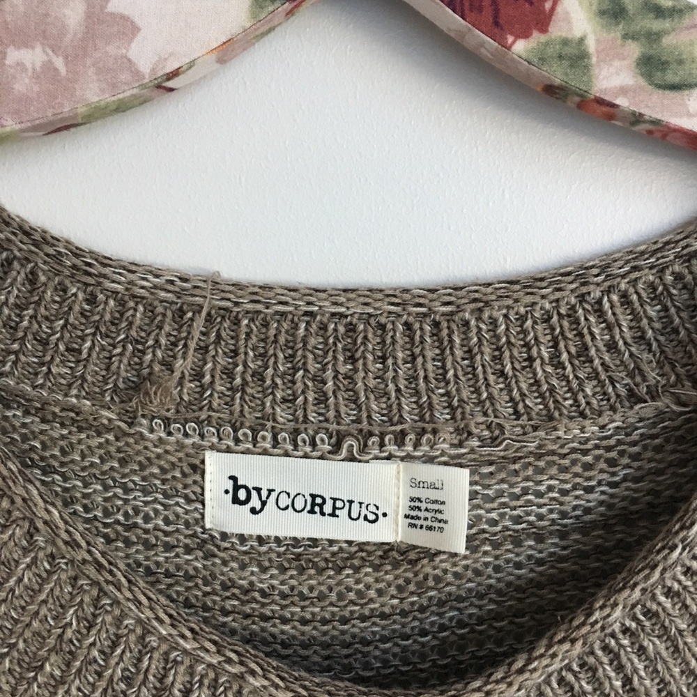 Women's Urban Outfitters Brow Knit Sweater - Picture 4 of 5