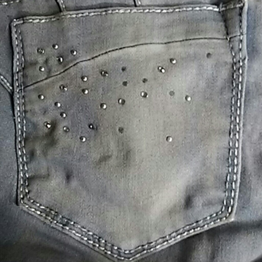Jeans - Picture 2 of 3