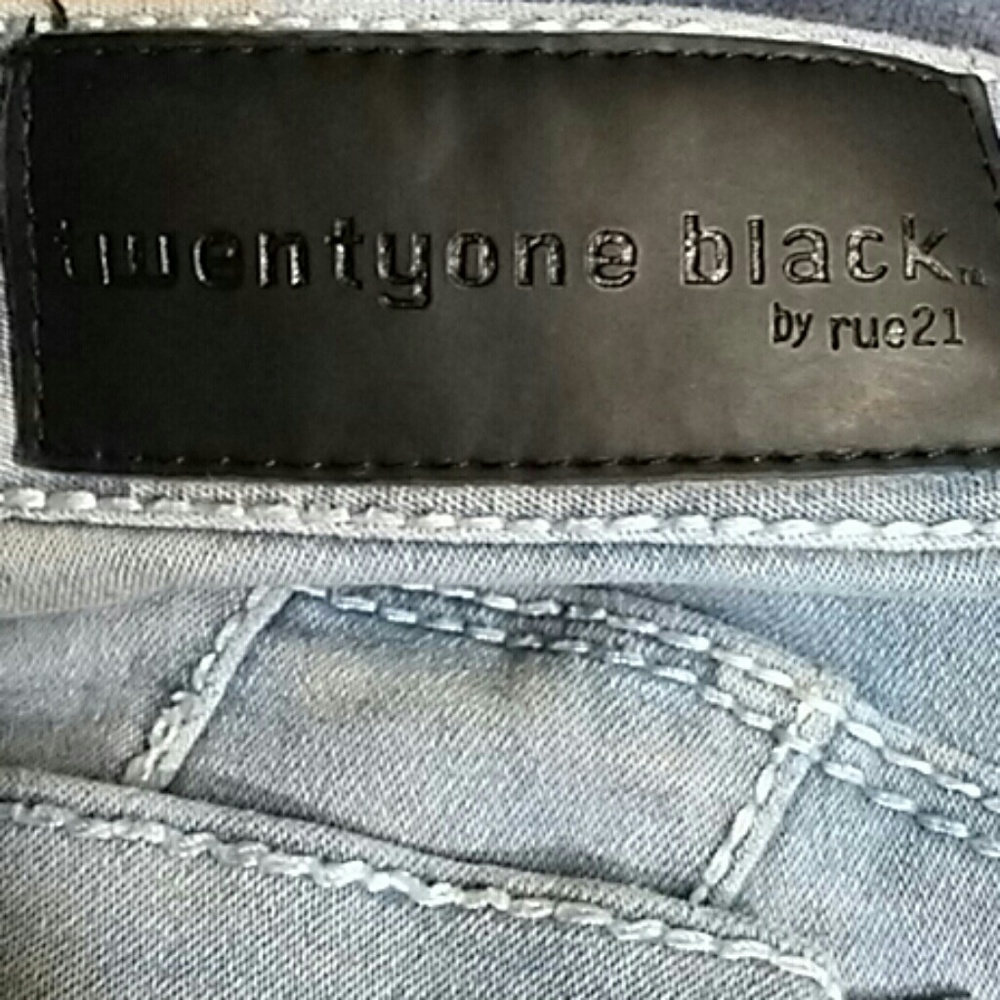Jeans - Picture 3 of 3