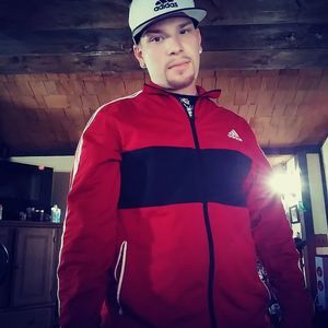 Meet your Posher, Larry