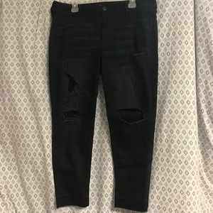 American Eagle Black Distressed Jeans
