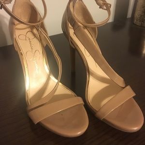 Jessica Simpson nude heels