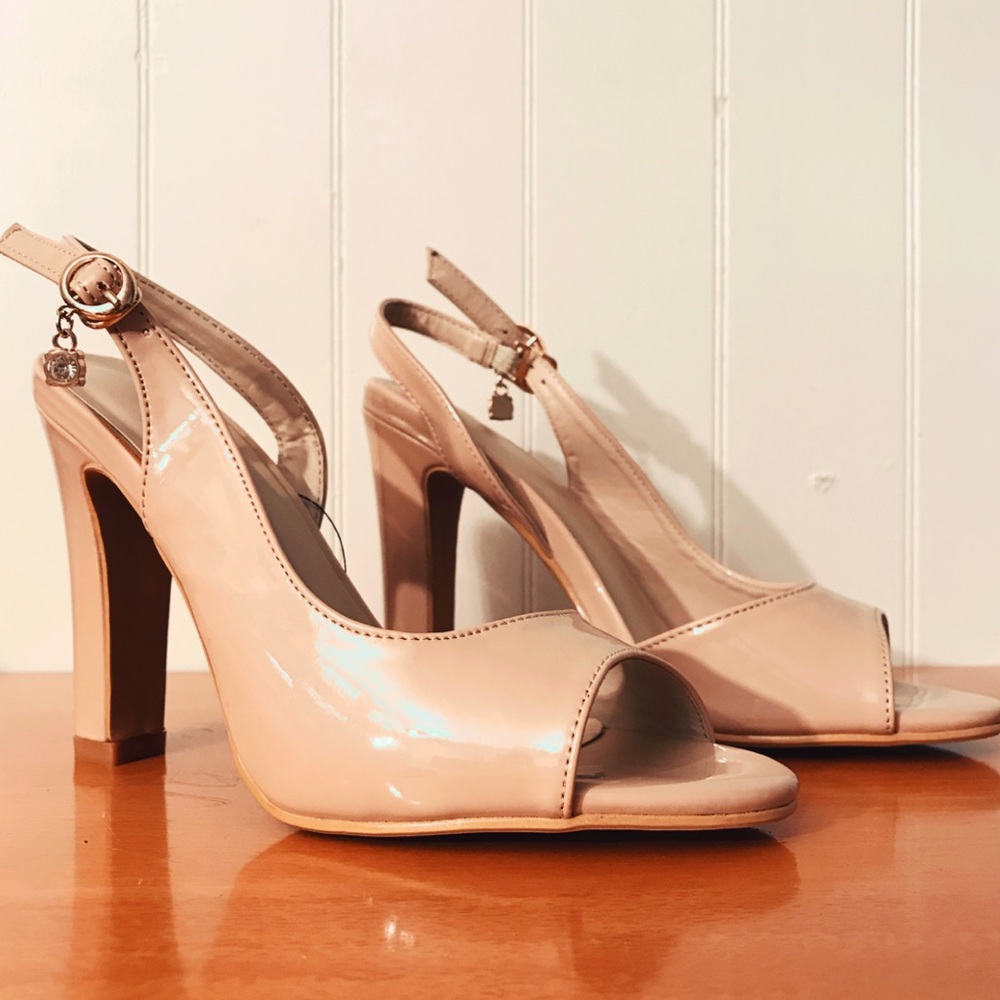 Nude Pumps  💠