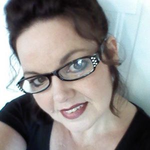 Meet your Posher, Christy