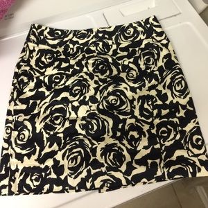 Forever21 Cute Ladies skirt
