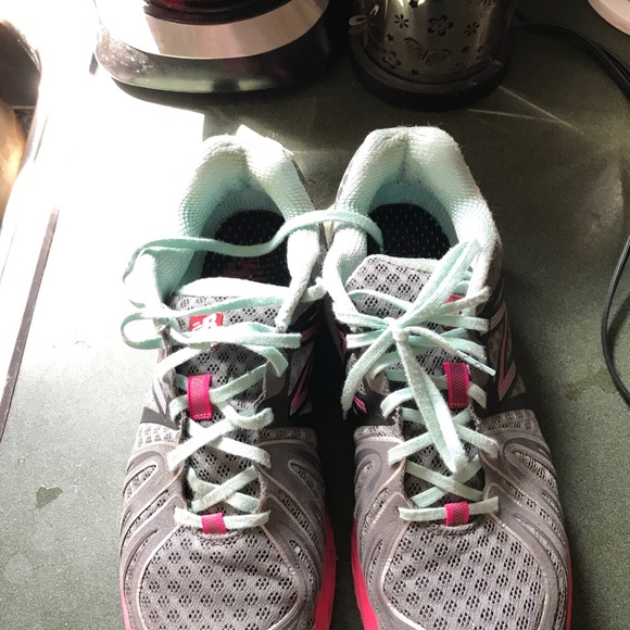 New Balance size 11 - Picture 1 of 4