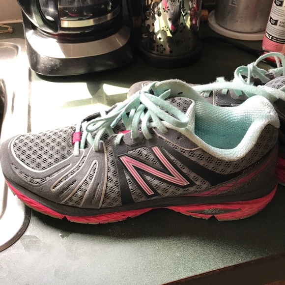 New Balance size 11 - Picture 2 of 4