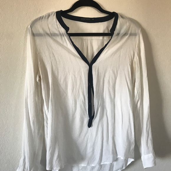 White blouse - Picture 2 of 2