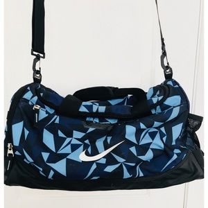 NIKE gym bag w/ Blue geometric pattern