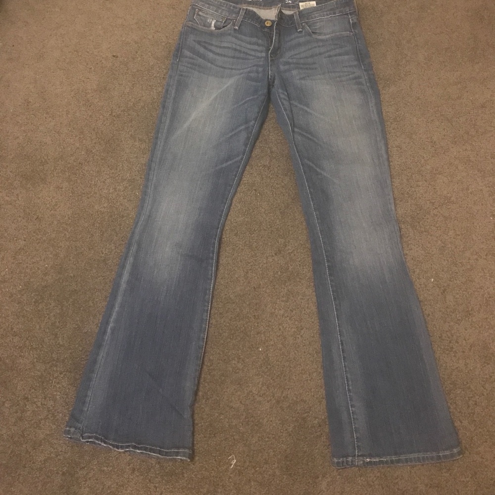 LEVI’S