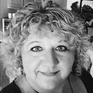 Meet your Posher, Jenny