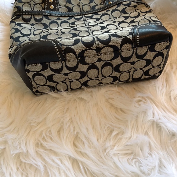 Coach Bag Black And Gray Purse - Picture 6 of 7