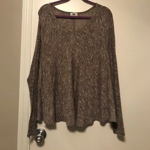 Brown long sleeve thin sweater