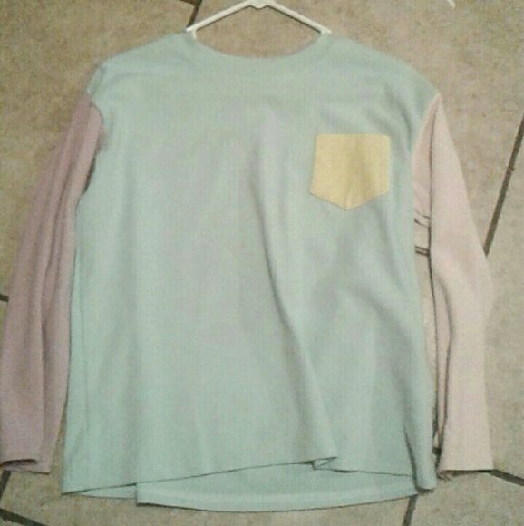 Color Block Sweater - Picture 2 of 2