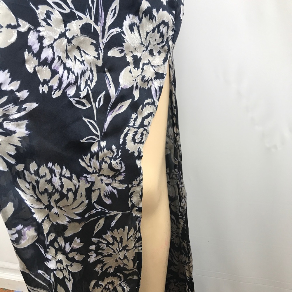 After Party by NastyGal Silk Maxi Floral Side Slit - Picture 3 of 7