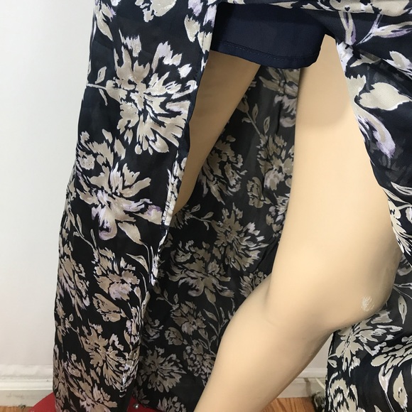 After Party by NastyGal Silk Maxi Floral Side Slit - Picture 4 of 7