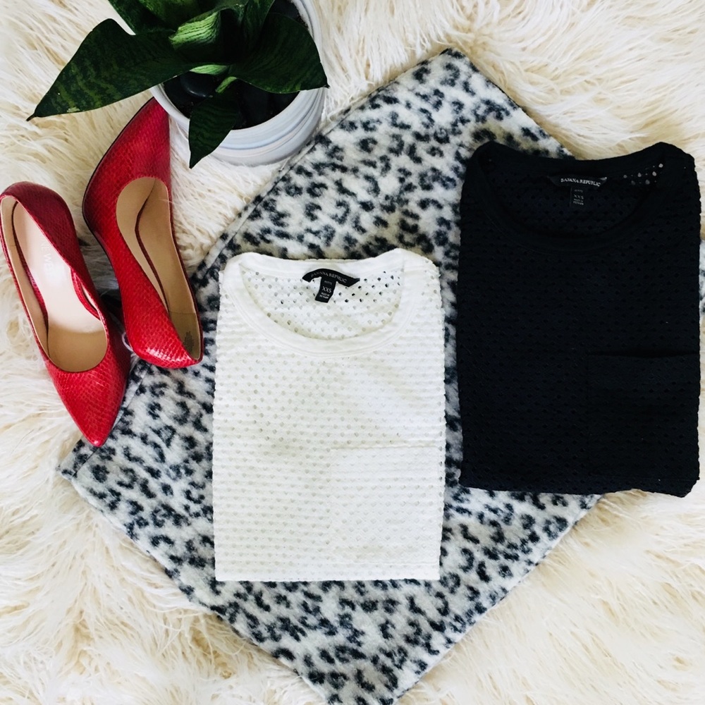 🎈Sale🎈Banana Republic Eyelet Top