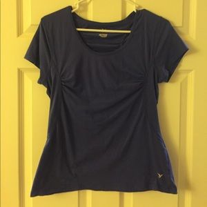 Old Navy blue active tee with ruching Old Navy blue active tee with ruching