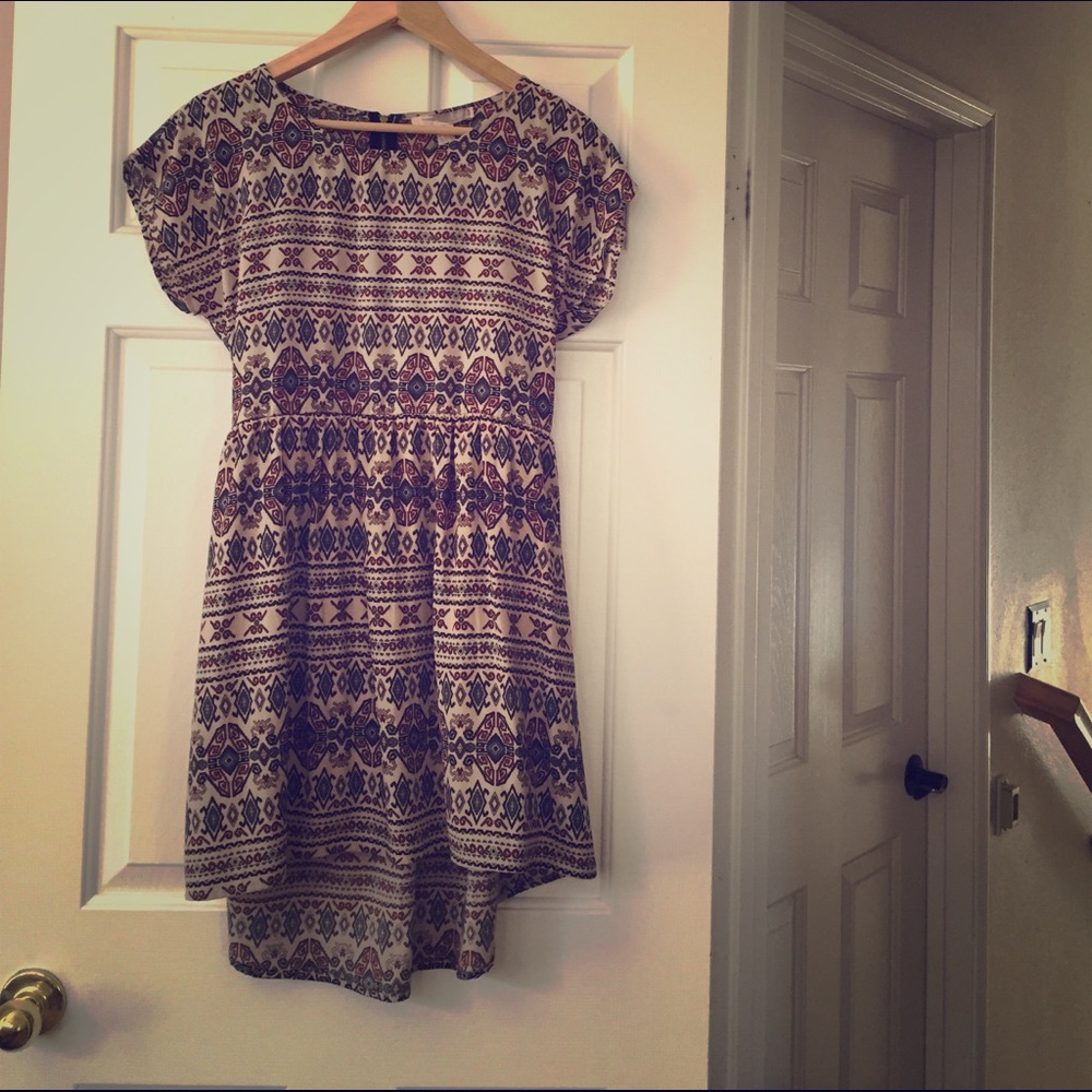 Forever 21 Aztec Tribal Dress Size XS
