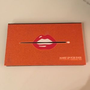 Makeup Forever artist palette