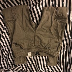 Size 8 Olive H&M cargo pants.