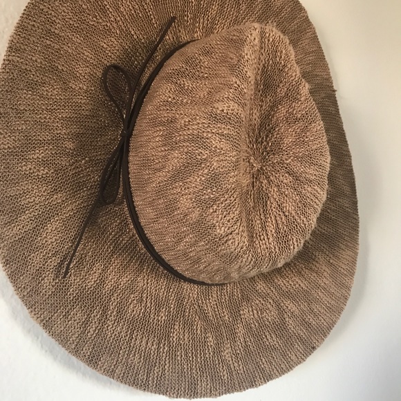 Summer hat - Picture 2 of 5