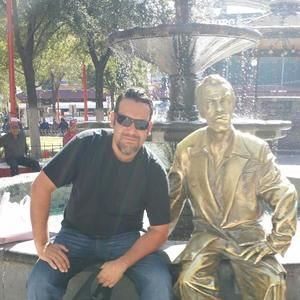 Meet your Posher, Jaime