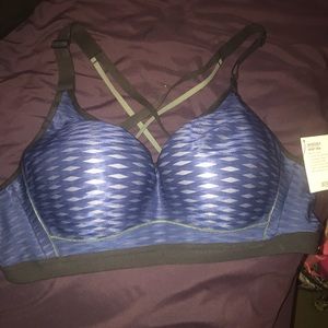 Victoria’s sport bra