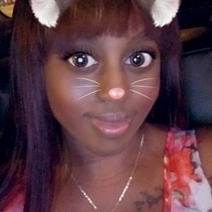 Meet your Posher, Tesha