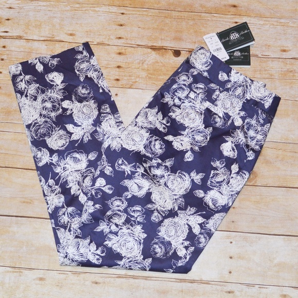 BROOKS BROTHERS Blue & White Etched Floral Print Natalie Ankle Trouser Pants NWT - Picture 3 of 7