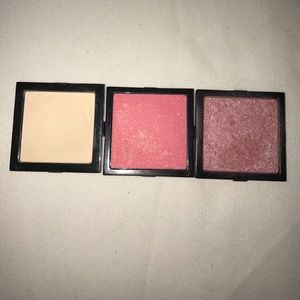 Lot of Bobbi brown blush and eyeshadow