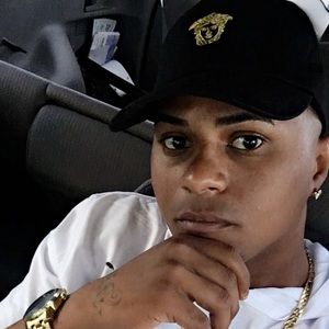 Meet your Posher, Jafet