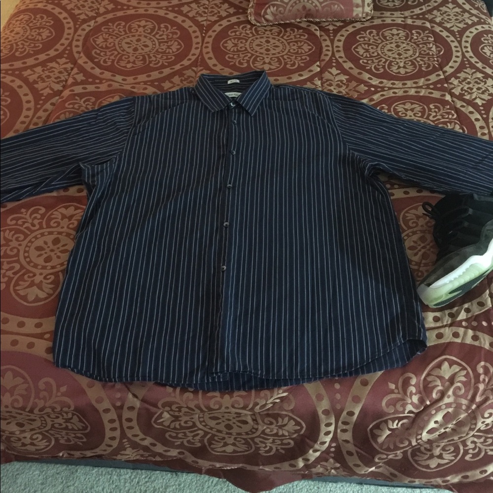 Calvin Klein Casual Button-Down Shirt
