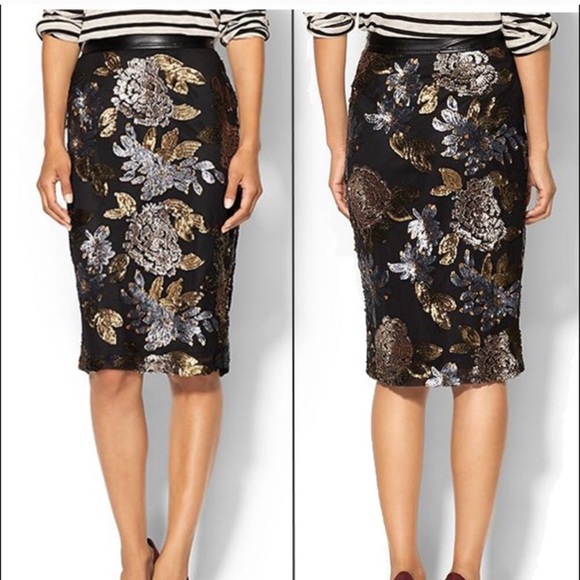 JOA Sequin Floral Skirt...NWT...M - Picture 1 of 6