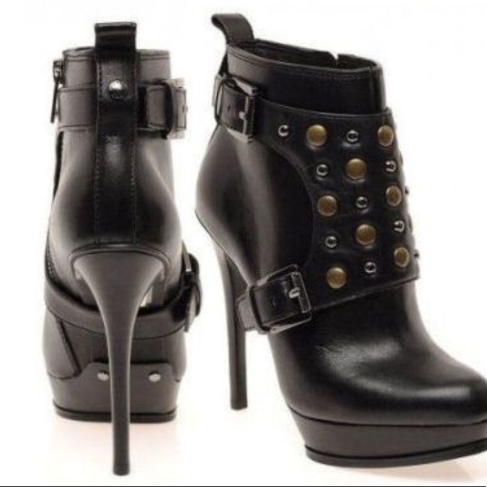 ⭐️FINAL PRICE ⭐️ Michael Kors Studded Ankle Boots